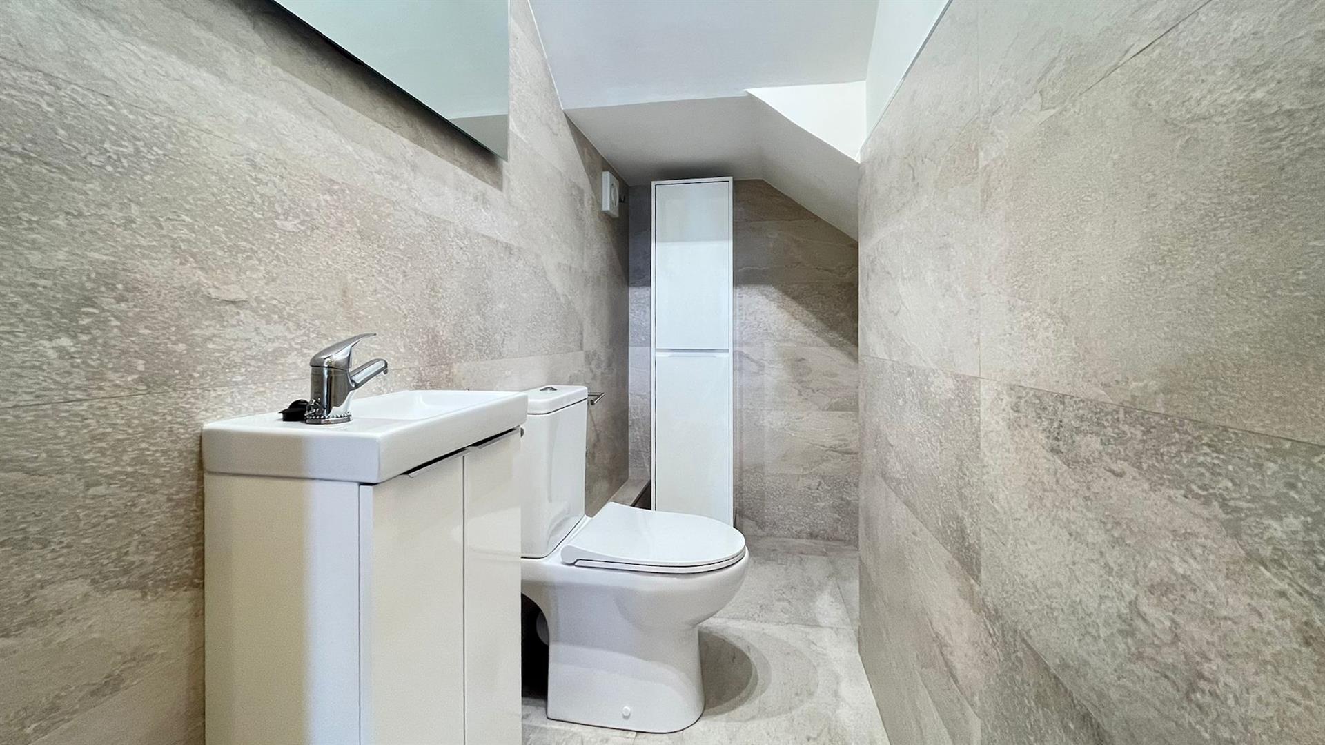 Image of Apartment - 3 Bedrooms - 2 Bathrooms for Rental in Ordnance Wharf-Gibraltar, Image 16